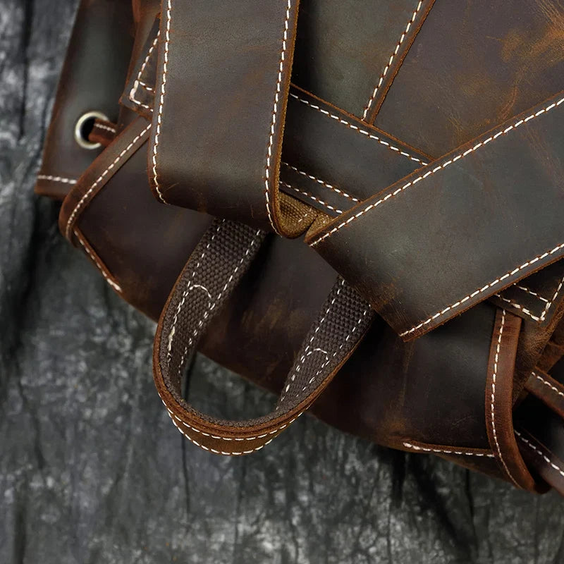 Mochila Masculina em Couro Genuín Vintage - Koopora