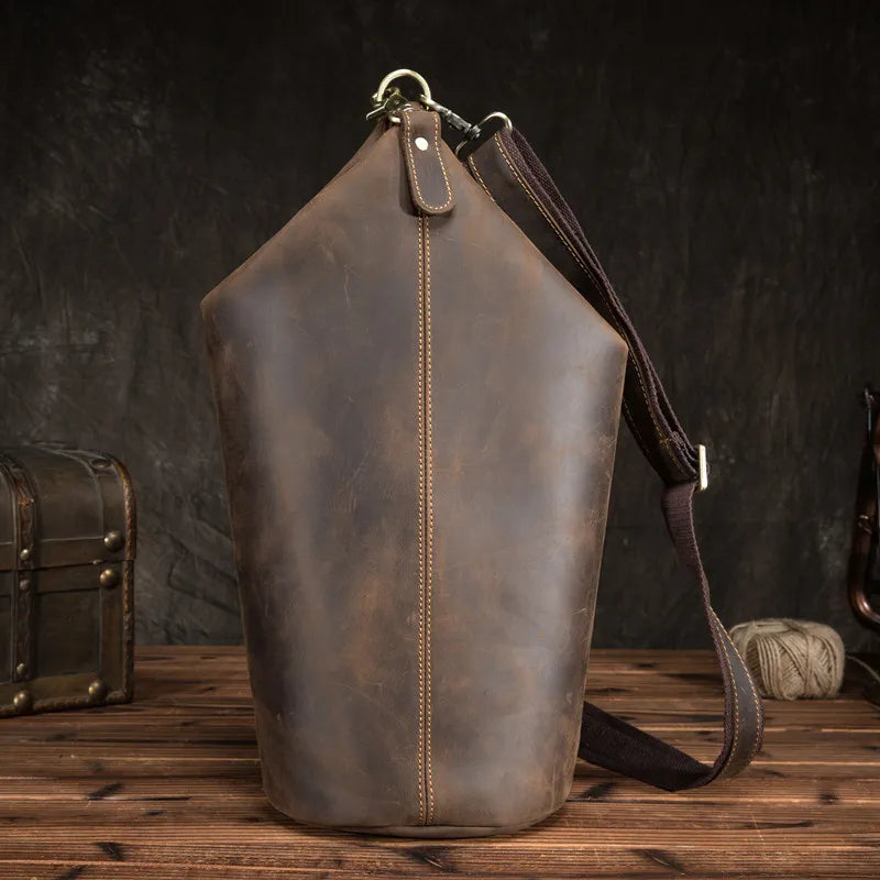 Bolsa Masculina Sling de Couro Genuíno - Koopora